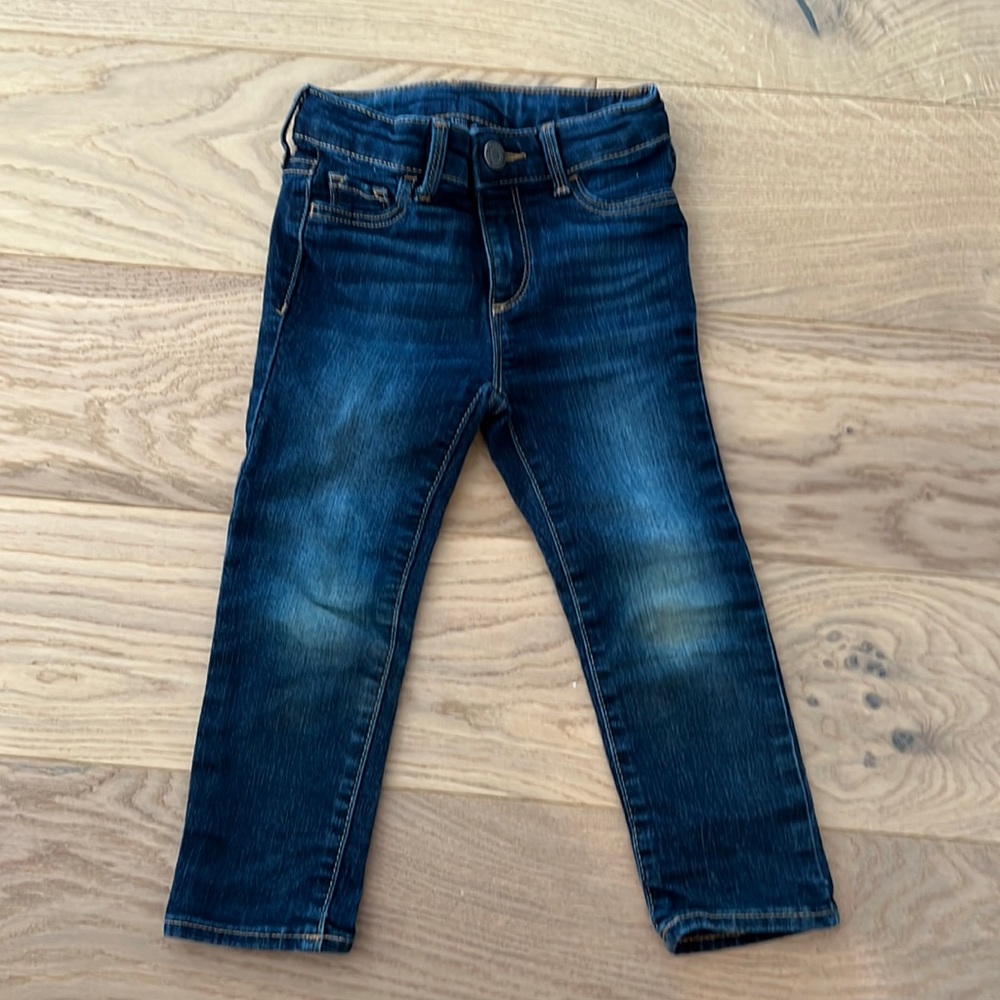 NWOT Gap Straight-Leg Jeans 3T
